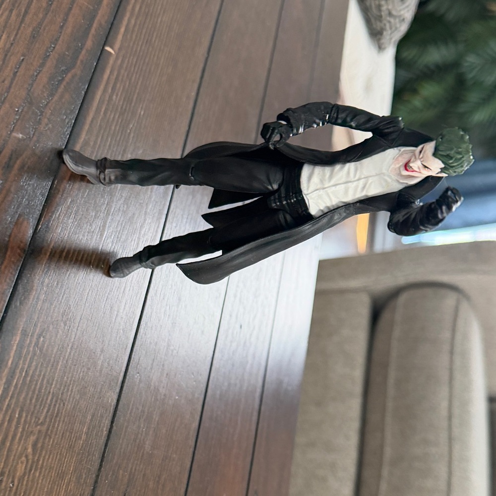DC Joker figure